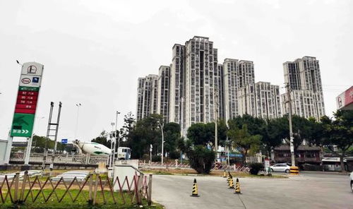 搞了20年,福州金山已大变样 但这条路两边房产价值为啥这么低